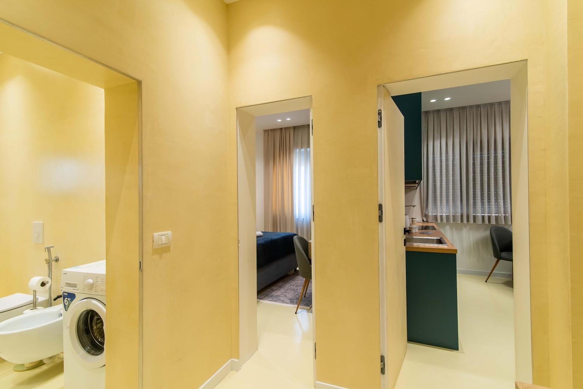 Apartment Super Center *
